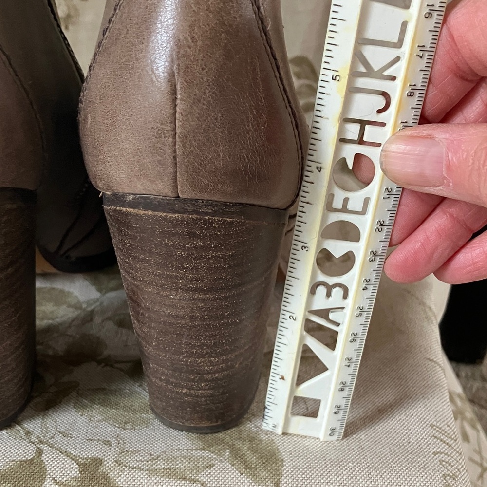 Coach nubuck booties - Picture 5 of 9